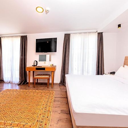 Hotel Neda à Istambul Extérieur photo