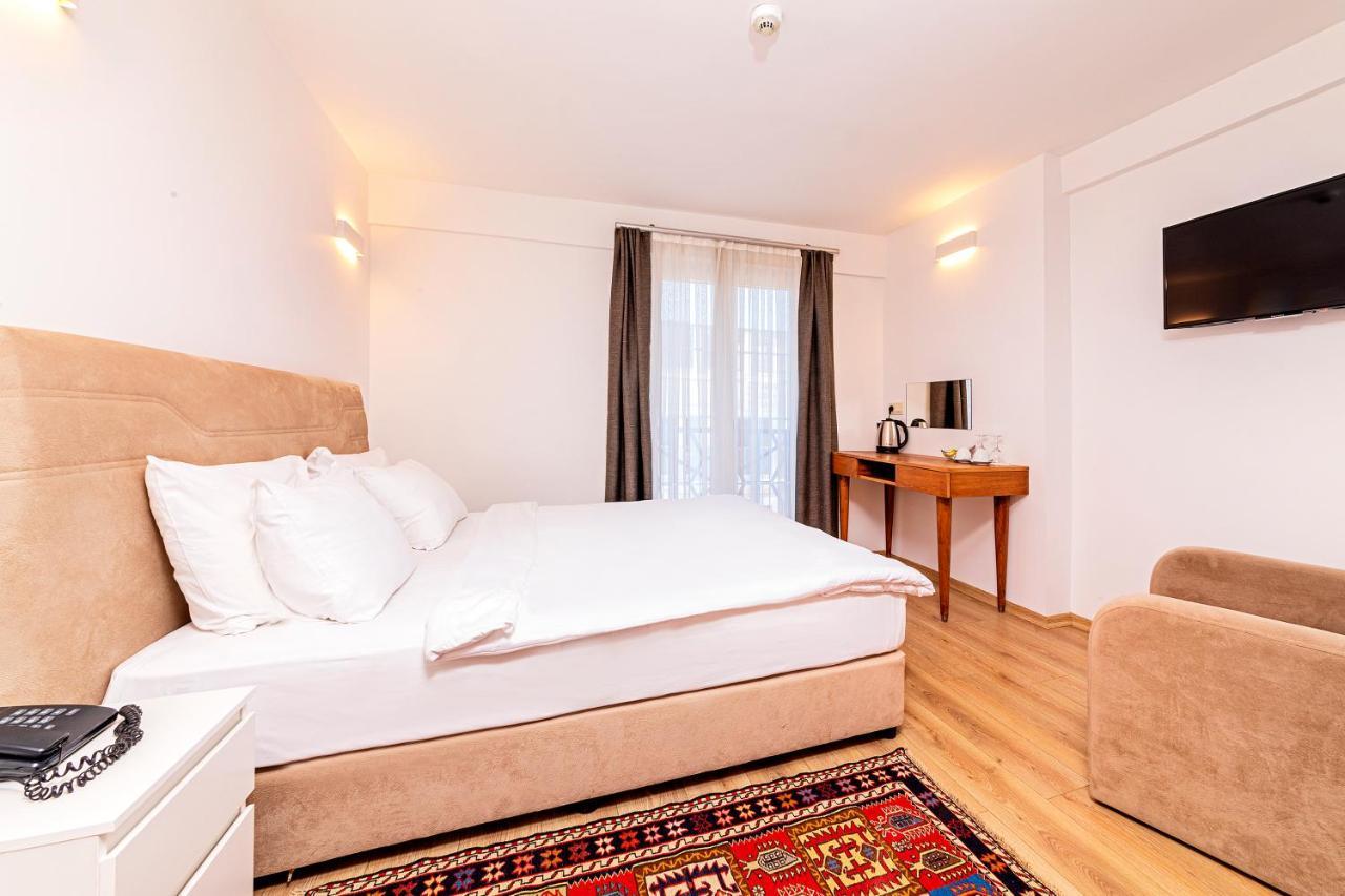 Hotel Neda à Istambul Extérieur photo